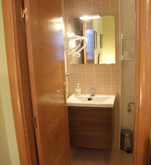 Номер Стандарт, Hostal Maury