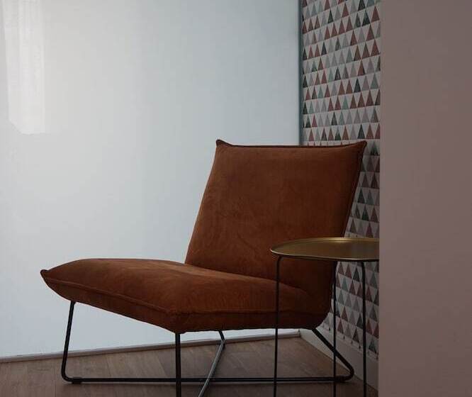 标准间, Rincon 13 Mares