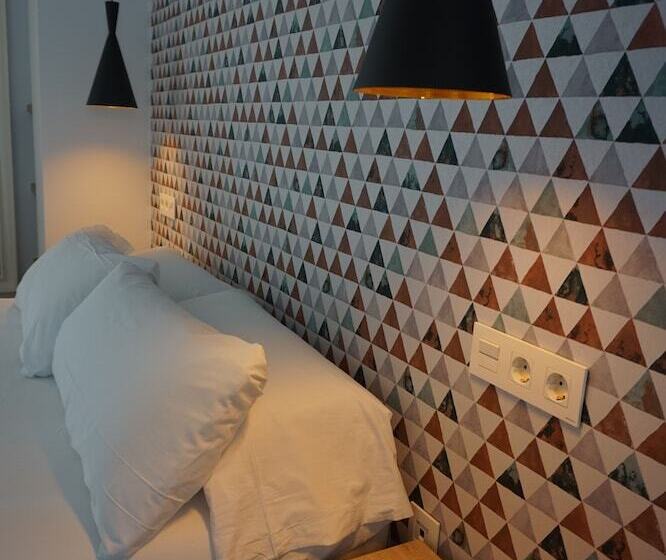 标准间, Rincon 13 Mares