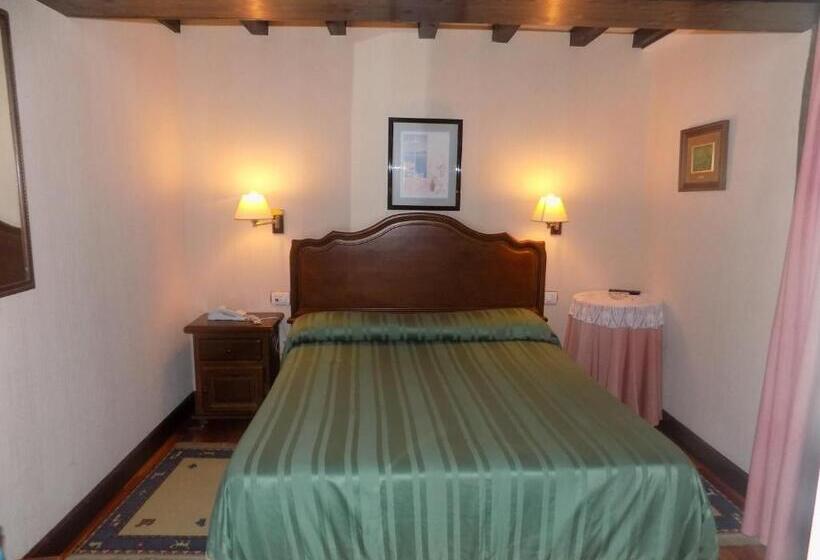 غرفة قياسية, Itsasmin Ostatua