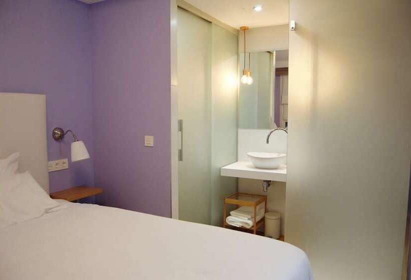 Номер Стандарт Индивидуальный, Bilbao Art Lodge Staynnapartments