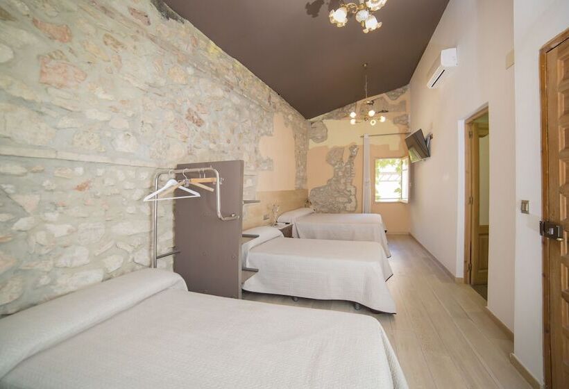 غرفة كومفورت ثلاثية, L'otelet By Sweet