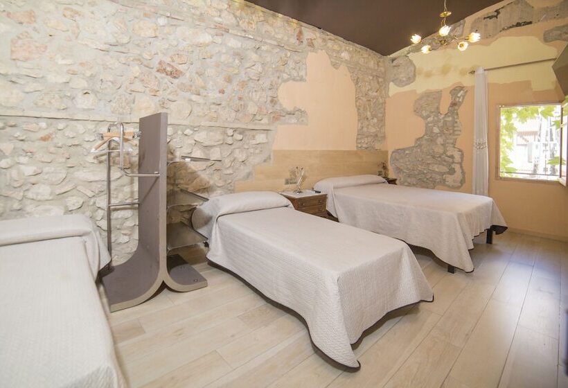 غرفة كومفورت ثلاثية, L'otelet By Sweet