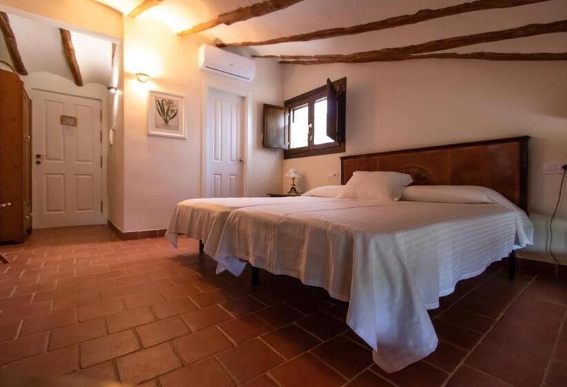 标准间, Torre Alta De Ram