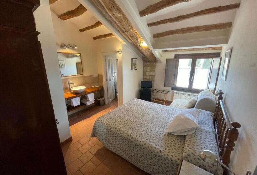 标准间, Torre Alta De Ram