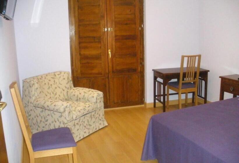 اتاق سوپریور, Hospedaje La Judería