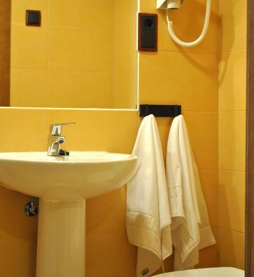 اتاق استاندارد یک نفره, Hospedaje La Judería