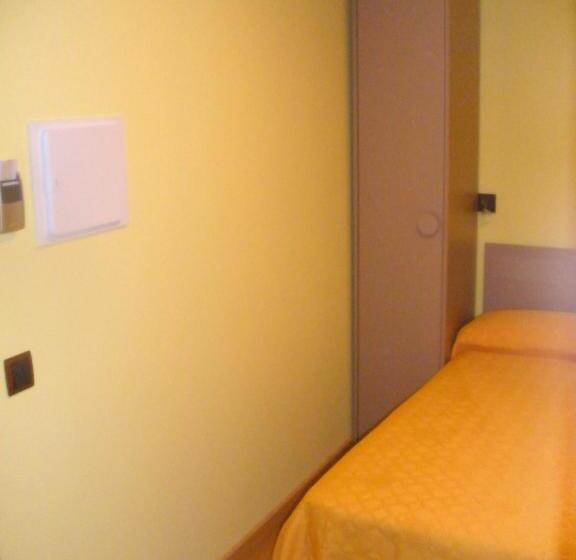 اتاق استاندارد یک نفره, Hospedaje La Judería