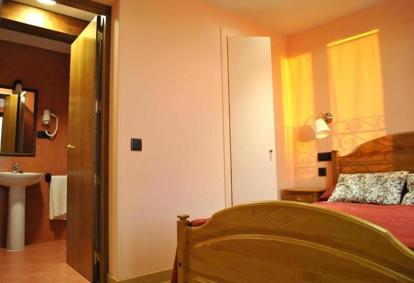 اتاق سوپریور, Hospedaje La Judería