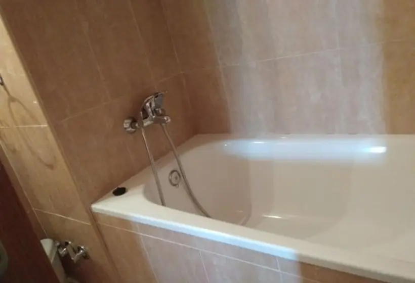 スタンダードルーム, Hostal Catalina De Austria