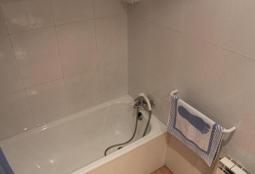 غرفة قياسية, Moto Rural Vegalion