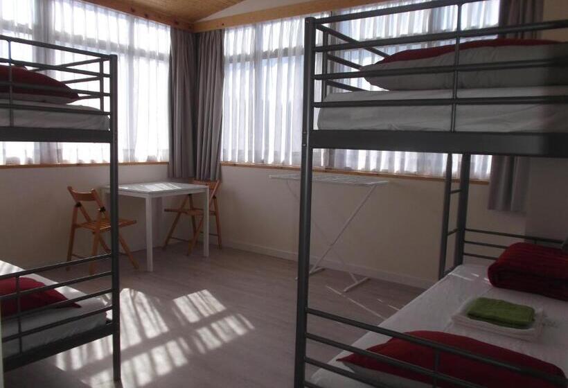 חדר סטנדרט לארבעה, O Cabalo Verde