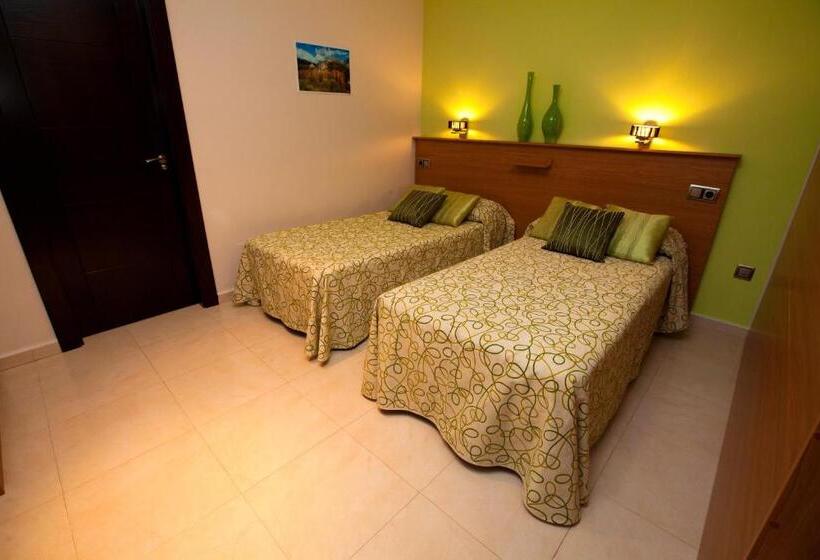 إستوديو قياسى, Apartahotel Al Alba