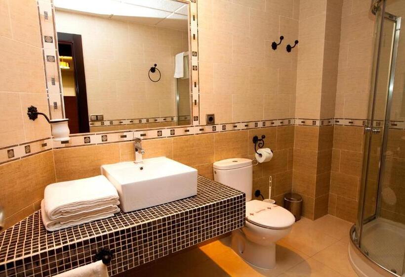 إستوديو قياسى, Apartahotel Al Alba