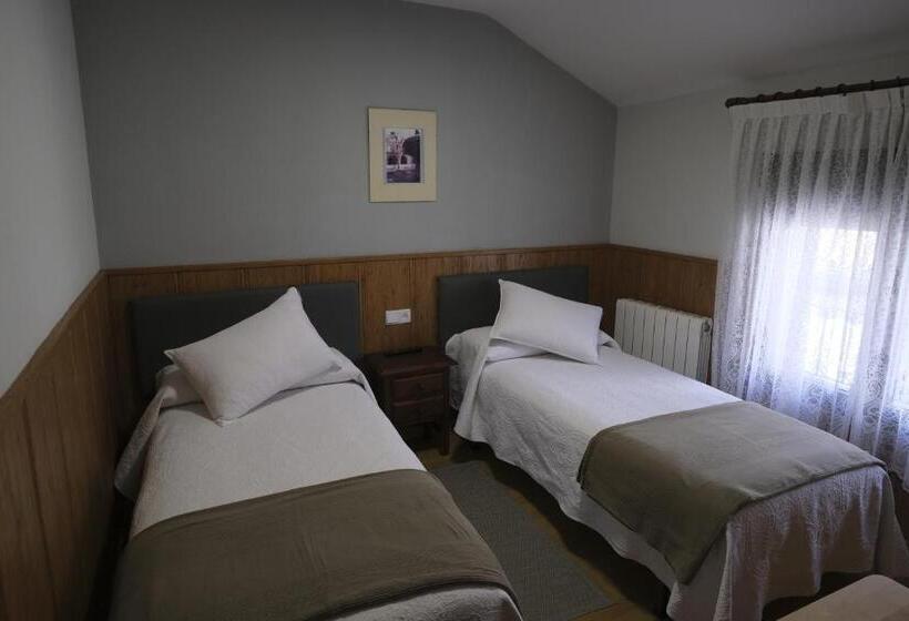 スタンダードルーム, Hostal Restaurante Goya