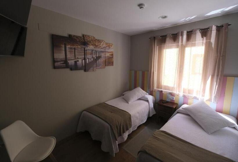 Номер Стандарт, Hostal Restaurante Goya