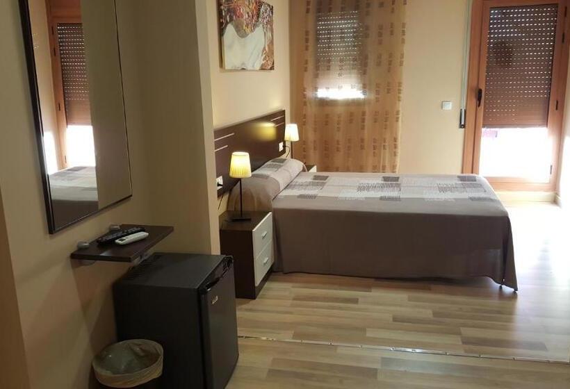 수피리어 룸, Pensión Avenida