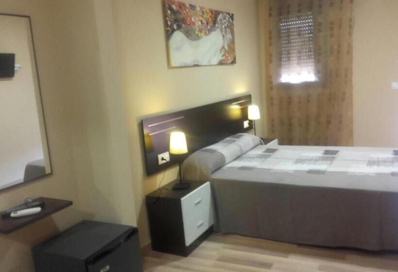 수피리어 룸, Pensión Avenida