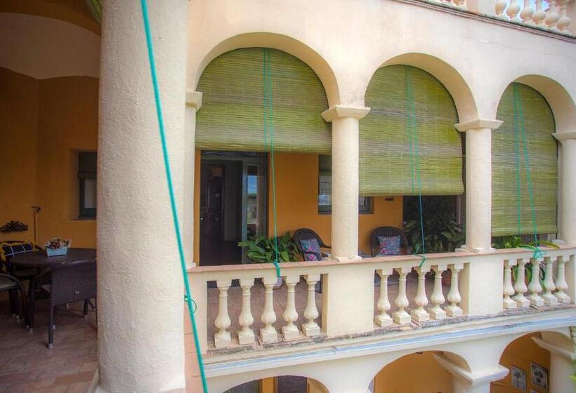 اتاق استاندارد با تراس, Hostalet Dels Indians