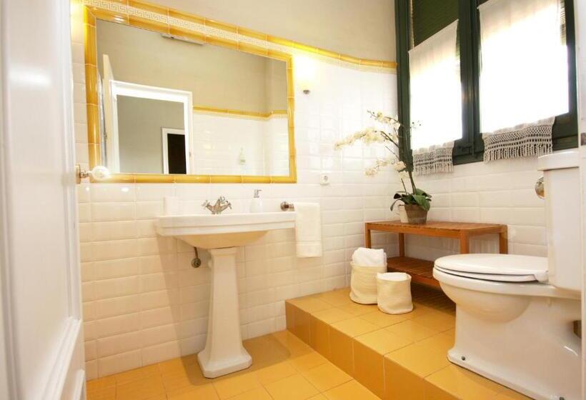 اتاق استاندارد با تراس, Hostalet Dels Indians