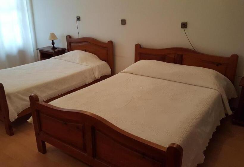 Quarto Triplo Estandar, Residencial Albergaria