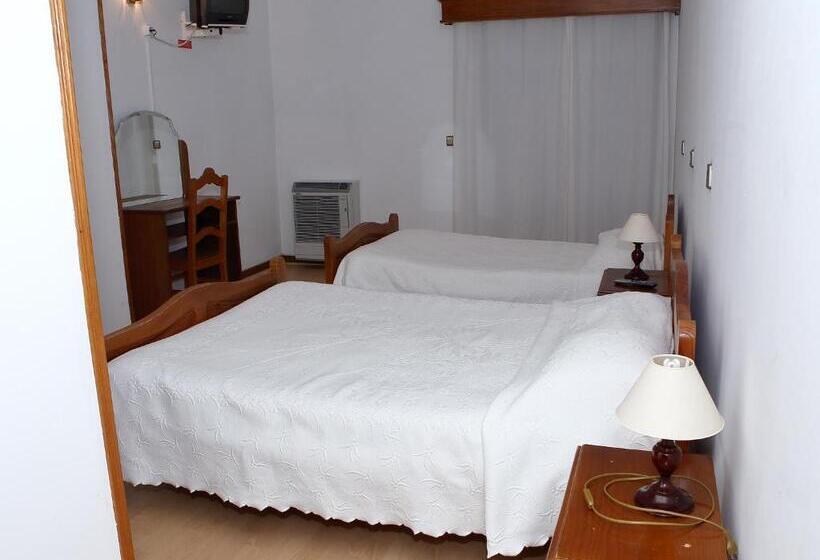 Standard Kolmen Hengen Huone, Residencial Albergaria