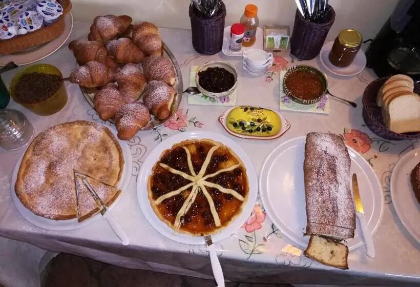 Standard Neljän Hengen Huone, Agriturismo Olivastrella