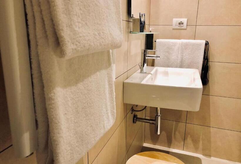 استودیوی سوپریور, Palazzina B Contemporary Studio