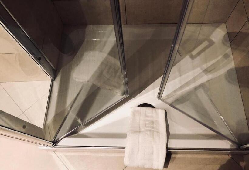 استودیوی سوپریور, Palazzina B Contemporary Studio