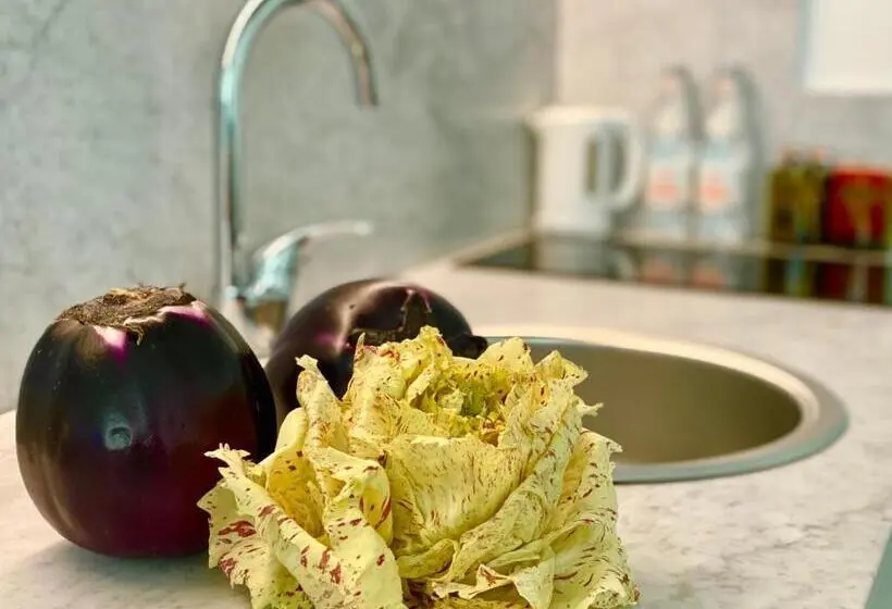 Standard-studio, Palazzina B   Contemporary Studio