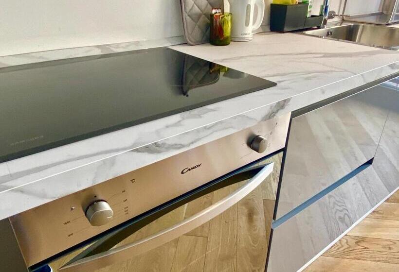 آپارتمان لوکس 1 خوابه, Palazzina B Contemporary Studio