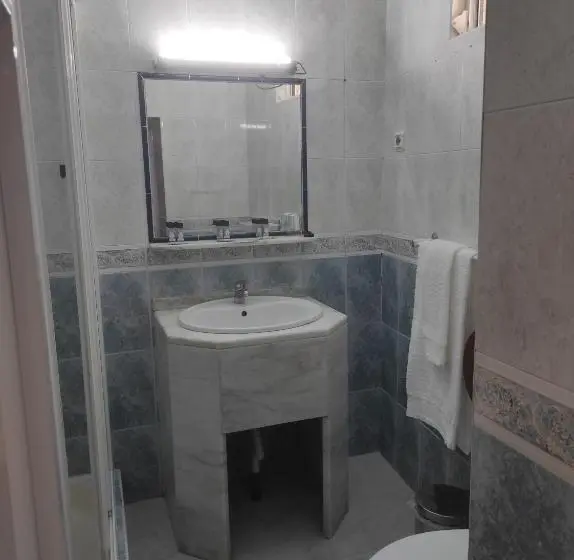 اتاق استاندارد سه تخته با چشمانداز باغ, Bela Vista