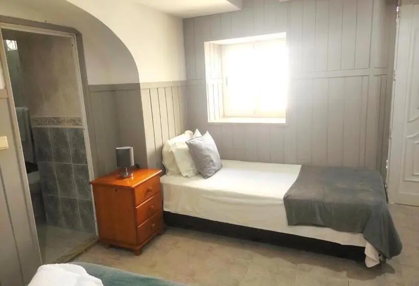 اتاق استاندارد سه تخته با چشمانداز باغ, Bela Vista
