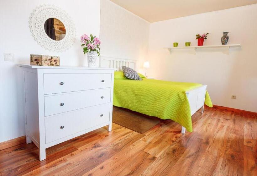 스탠다드 룸 산 전망, Casa Do Romezal