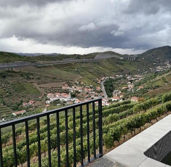 스탠다드 방갈로, Casa Do Romezal