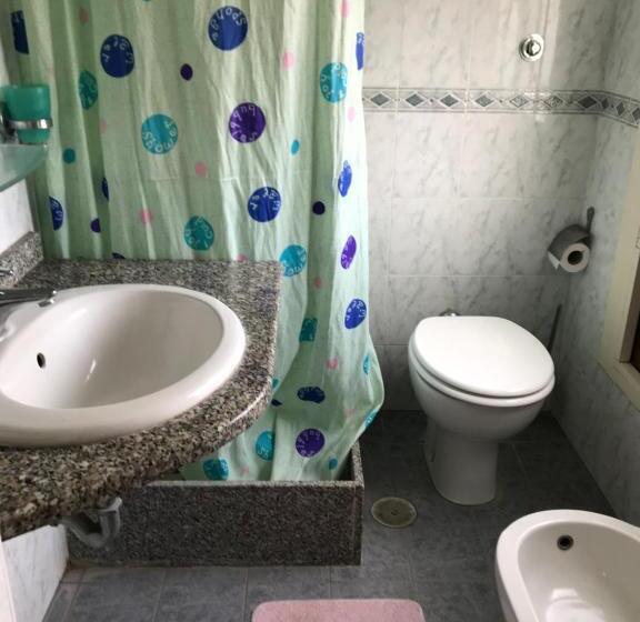 اتاق اکونومی, La Veranda