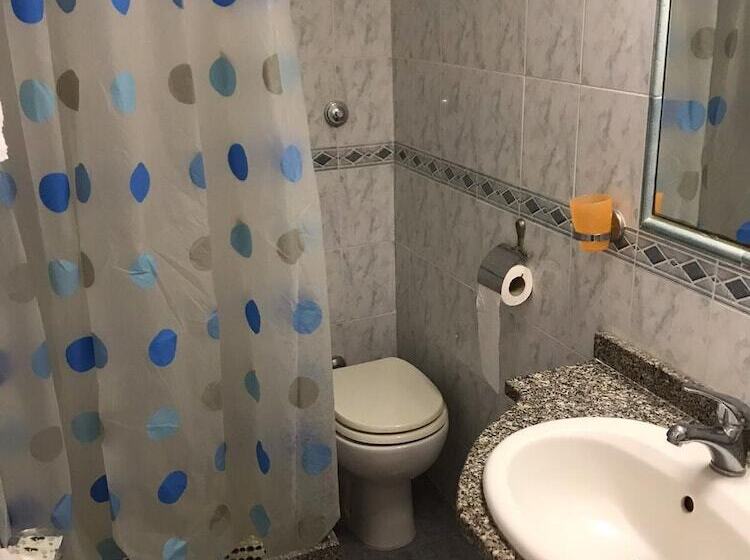 اتاق اکونومی, La Veranda