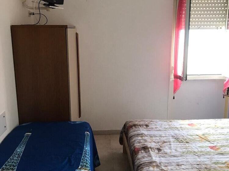 اتاق استاندارد چهار تخته, La Veranda