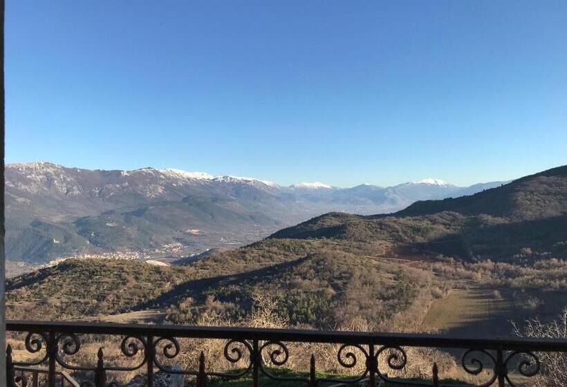 Люкс с Балконом, Charme In Perillis