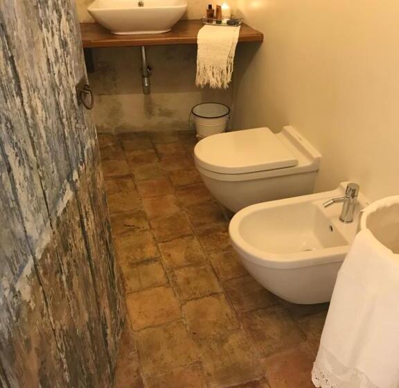 Люкс с Балконом, Charme In Perillis