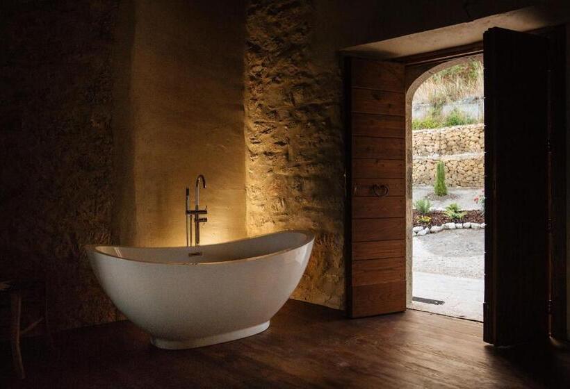 Номер Deluxe, Charme In Perillis