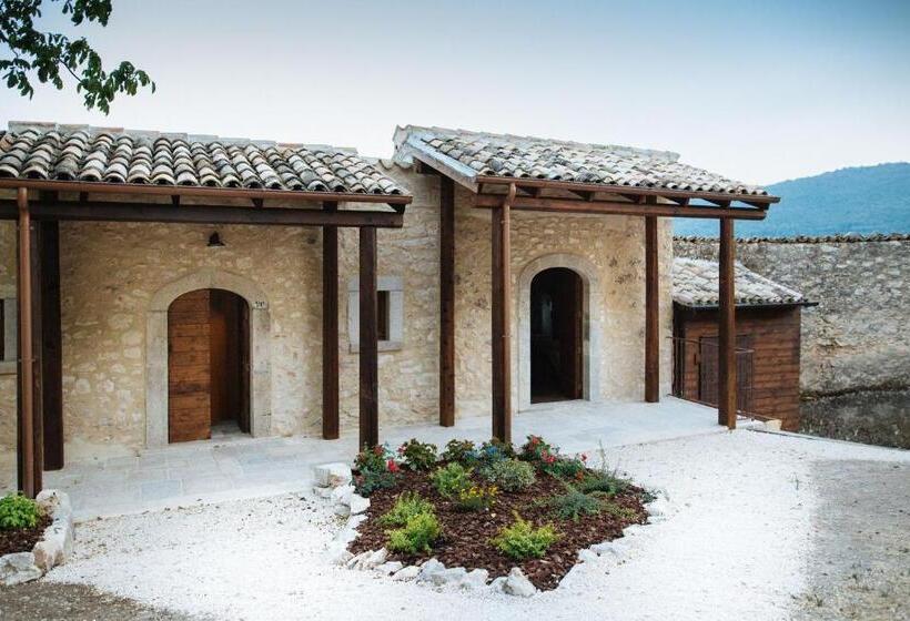 Номер Deluxe, Charme In Perillis