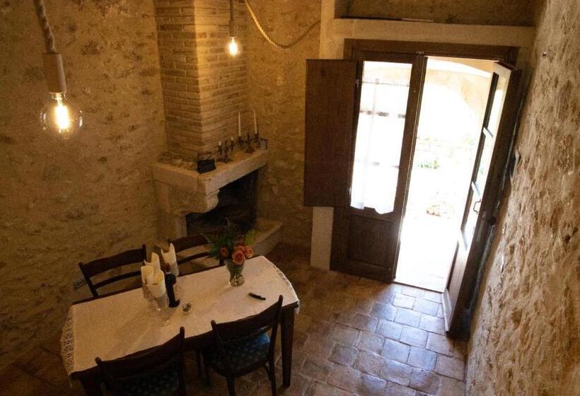 Family Suite, Charme In Perillis