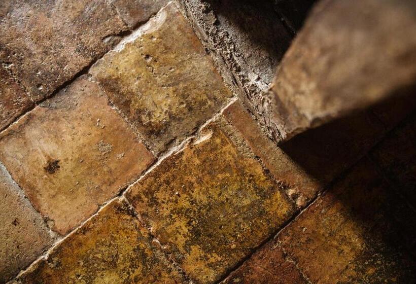 Люкс с Балконом, Charme In Perillis