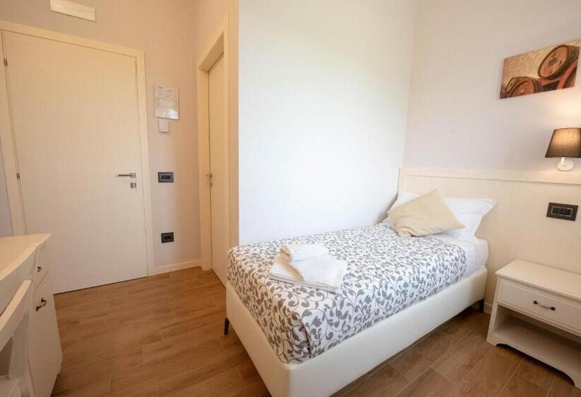 Одноместный Номер Basic, Le Bignele