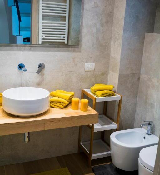 غرفة قياسية مزوَّدة بتراس, Borgorosa Dimora In Puglia