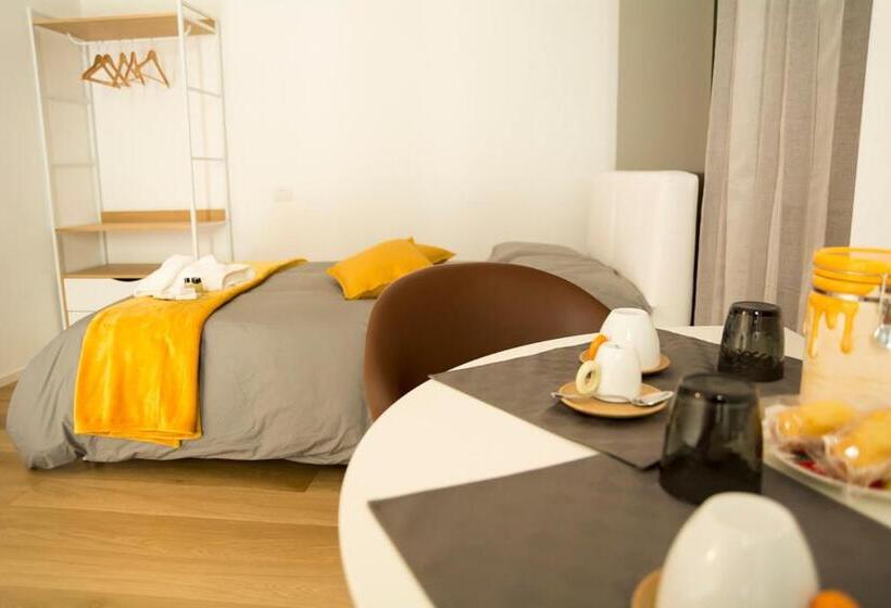 غرفة قياسية مزوَّدة بتراس, Borgorosa Dimora In Puglia