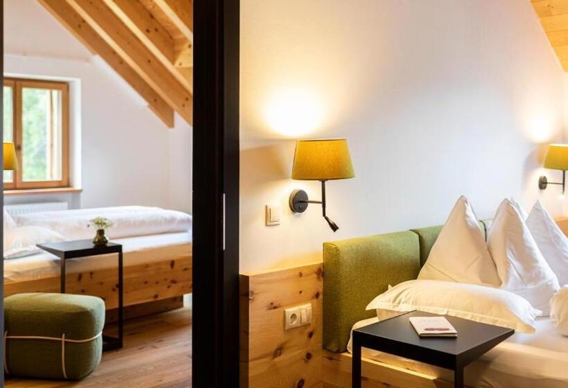 Апартаменты 2 Спальни, Natura Boutique Chalet Wellness Spa