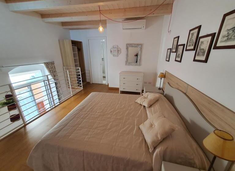 בית, חדר שינה 1, Arco Della Neve Guest House