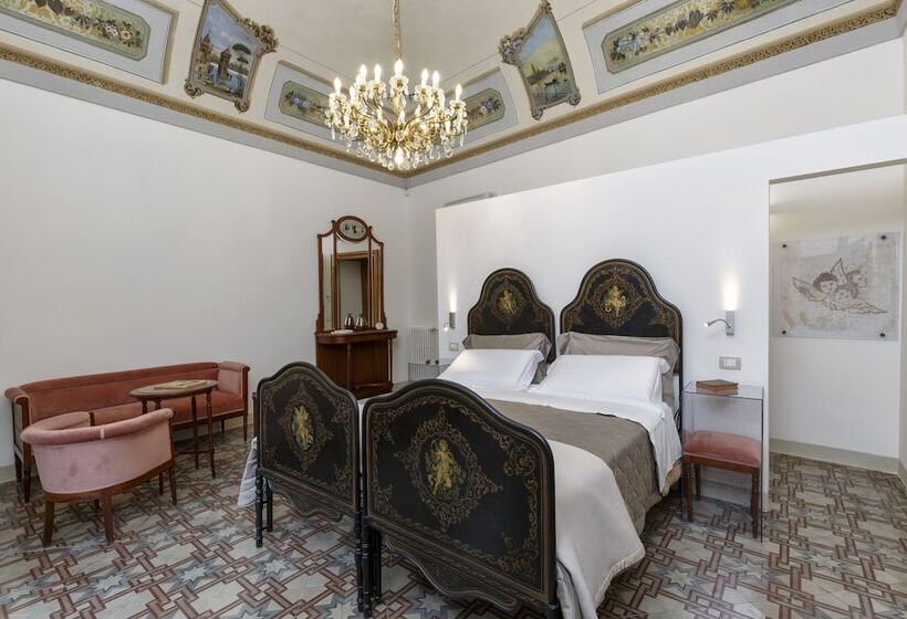 Şehir Manzaralı Süit, Edel Modica